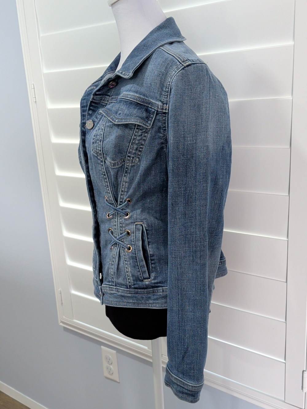 White House Black Market Classic Blue Denim Jacket with Lace-Up Sides - Picture 4 of 7